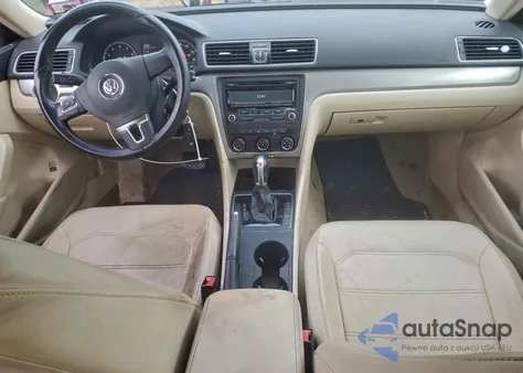 2014 Volkswagen Passat S z USA, uszkodzony, nr VIN 1VWAS7A35EC094184